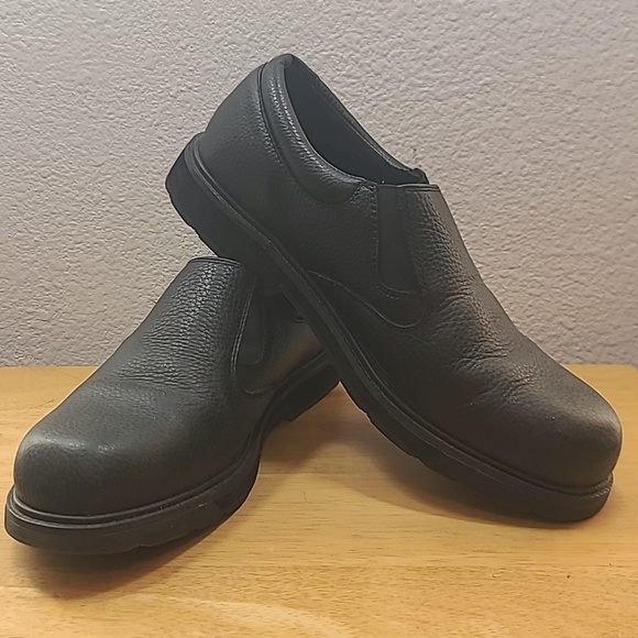 Chinook Ultra Grip mens leather shoe main image 2